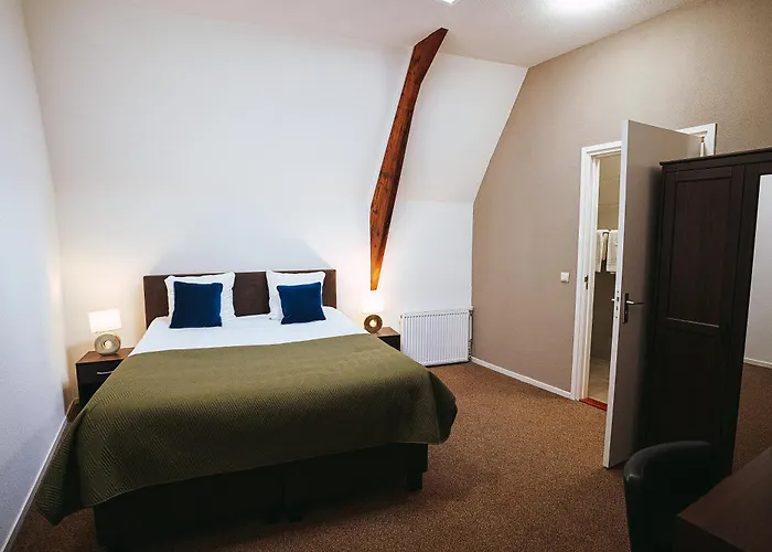 The Velvet Lodge